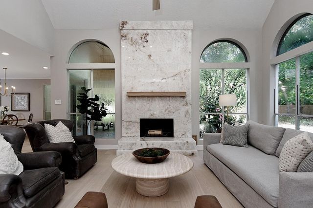 6 Misty Point, The Woodlands, TX 77380