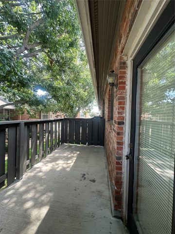 401 Pebble Way 237, Arlington, TX 76006