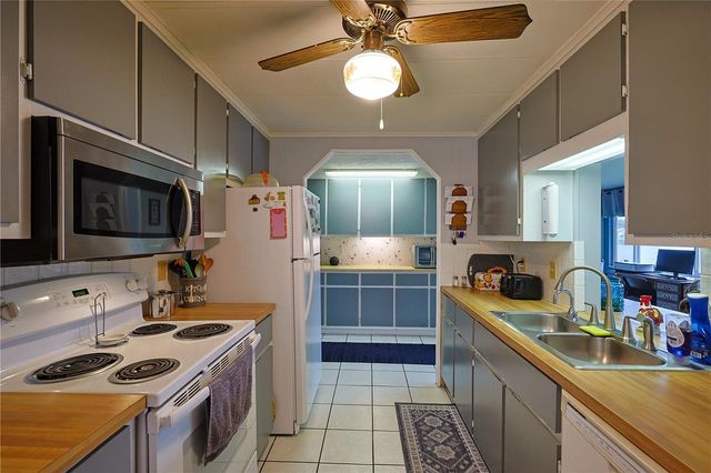 10262 E PIKE DRIVE, Inverness, FL 34450