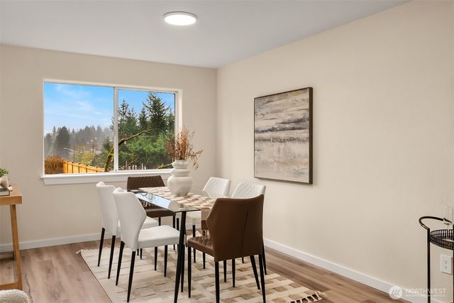 11203 SE 237th Place, Kent, WA 98031