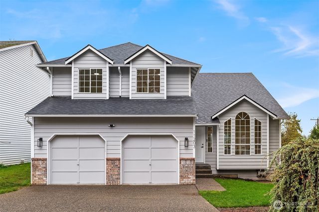 11203 SE 237th Place, Kent, WA 98031