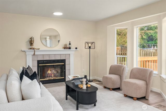 11203 SE 237th Place, Kent, WA 98031