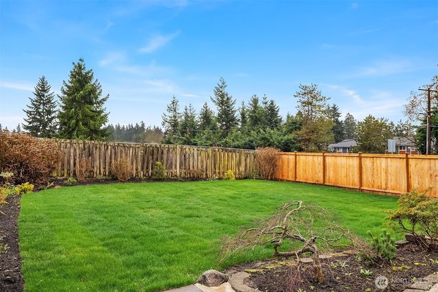 11203 SE 237th Place, Kent, WA 98031