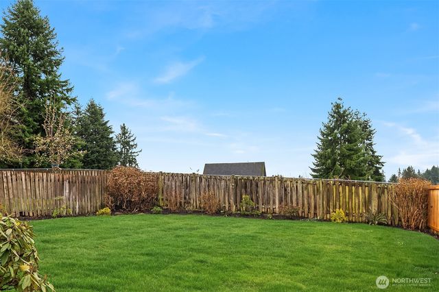 11203 SE 237th Place, Kent, WA 98031