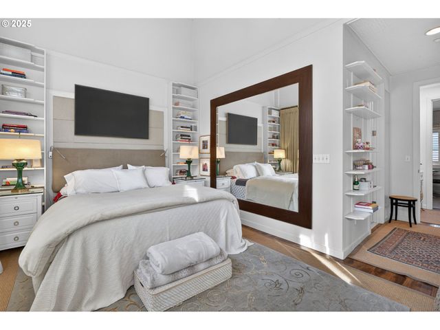 2018 Nw 16TH Ave, Portland, OR 97209