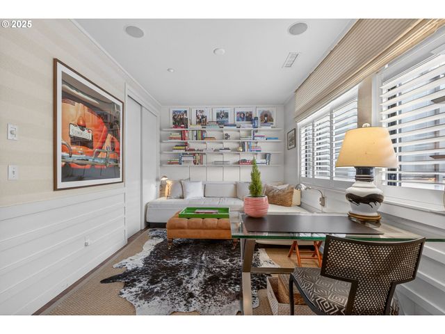 2018 Nw 16TH Ave, Portland, OR 97209