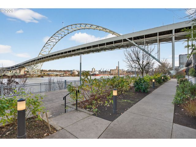 2018 Nw 16TH Ave, Portland, OR 97209