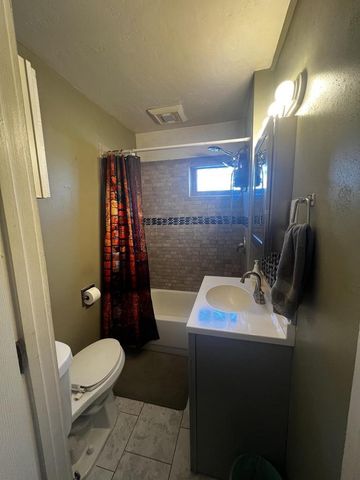 1346A CARL AVENUE, Sheboygan, WI 53081
