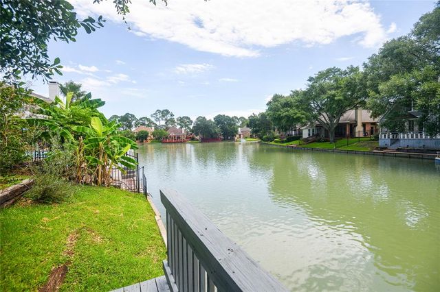 1210 Spinnaker Way, Sugar Land, TX 77498