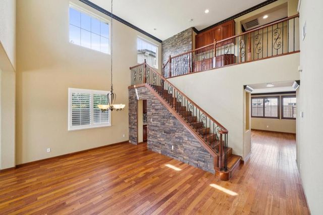 39 Escher Circle, Oakley, CA 94561