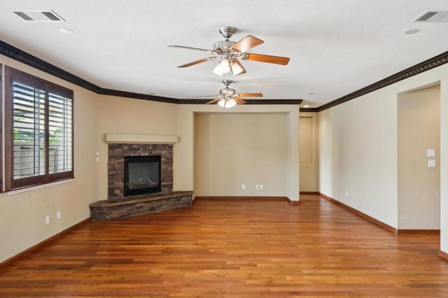 39 Escher Circle, Oakley, CA 94561