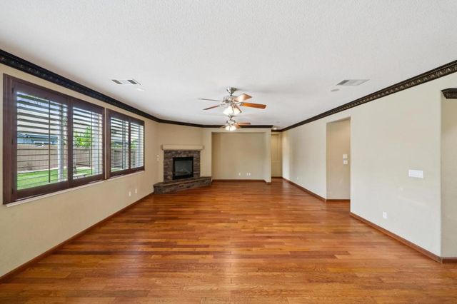 39 Escher Circle, Oakley, CA 94561