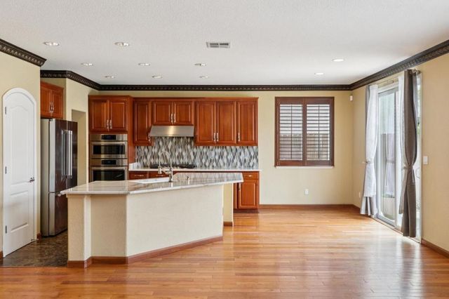 39 Escher Circle, Oakley, CA 94561
