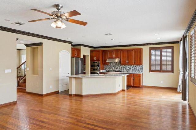 39 Escher Circle, Oakley, CA 94561