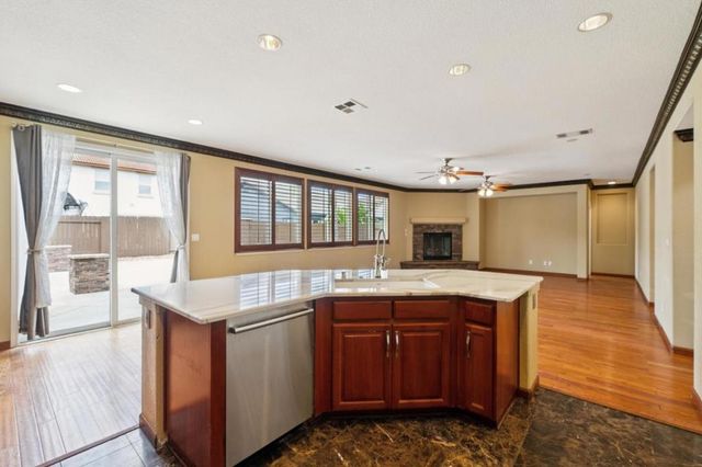 39 Escher Circle, Oakley, CA 94561