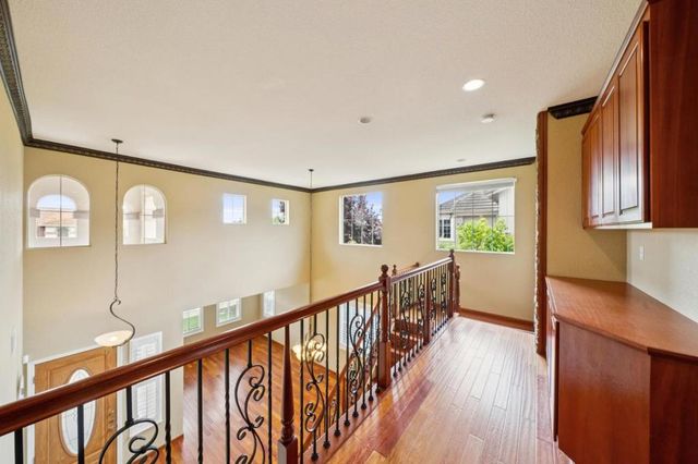 39 Escher Circle, Oakley, CA 94561