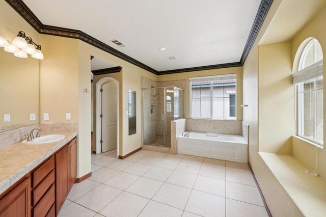 39 Escher Circle, Oakley, CA 94561