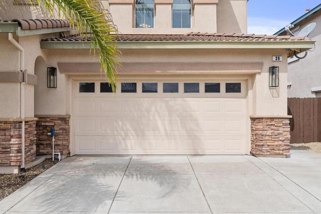 39 Escher Circle, Oakley, CA 94561