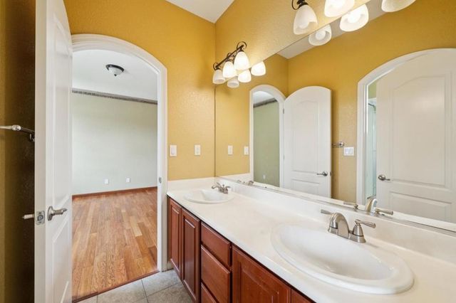 39 Escher Circle, Oakley, CA 94561