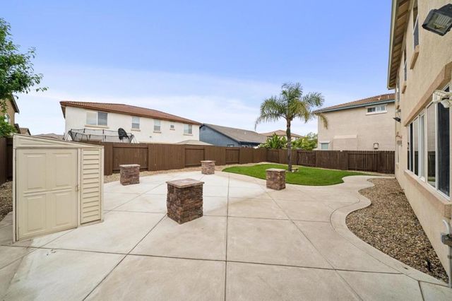 39 Escher Circle, Oakley, CA 94561