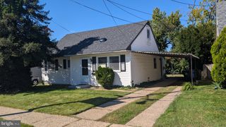 83 W 8TH ST, Burlington, NJ 08016