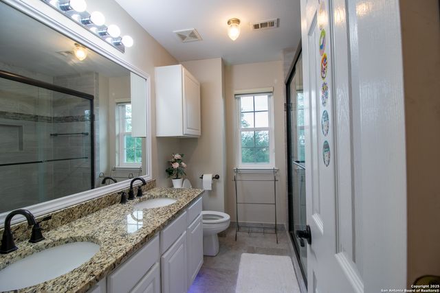511 Mesa Rdg, San Antonio, TX 78258