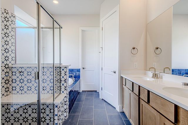 181 Peninsula Point Drive, Montgomery, TX 77356