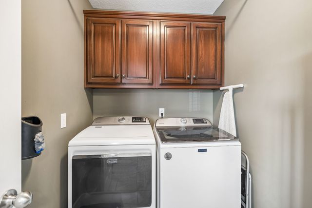 420 Douglas Ln, Lafayette, TN 37083