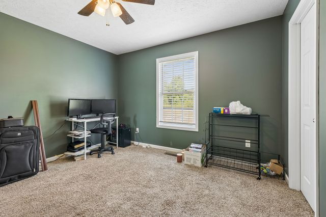 420 Douglas Ln, Lafayette, TN 37083
