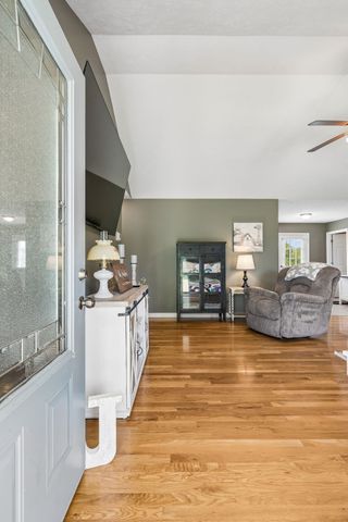 420 Douglas Ln, Lafayette, TN 37083