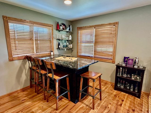 310 7th Street SW, Roseau, MN 56751