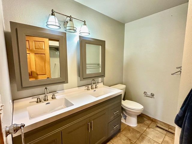 310 7th Street SW, Roseau, MN 56751