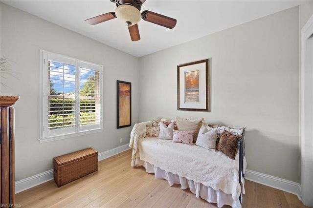 8752 Muirfield DR, Naples, FL 34109