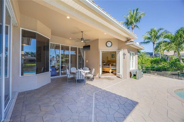 8752 Muirfield DR, Naples, FL 34109