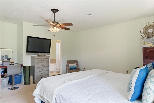 1032 Birdnest Road, Lake Charles, LA 70611