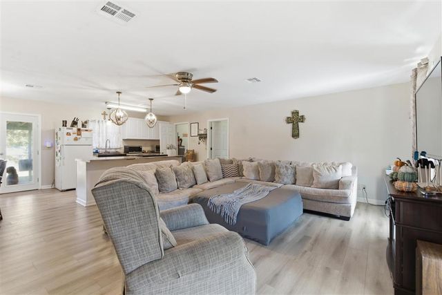 1032 Birdnest Road, Lake Charles, LA 70611