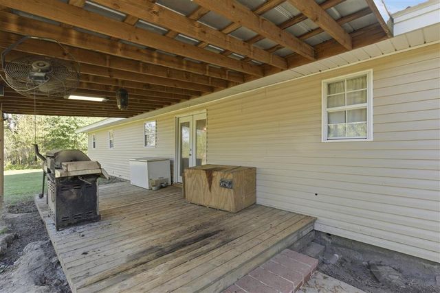 1032 Birdnest Road, Lake Charles, LA 70611