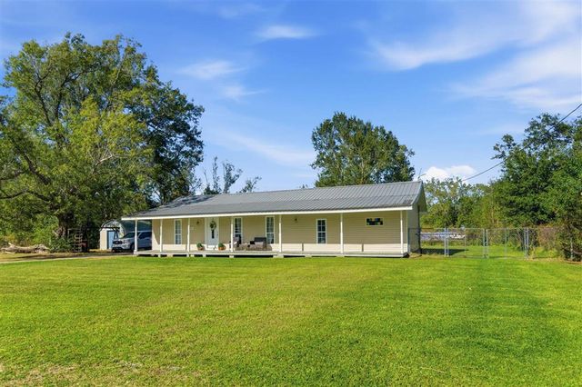 1032 Birdnest Road, Lake Charles, LA 70611