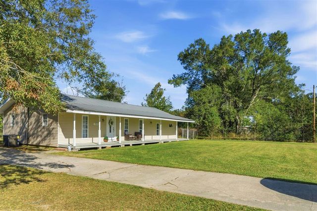 1032 Birdnest Road, Lake Charles, LA 70611