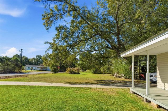 1032 Birdnest Road, Lake Charles, LA 70611