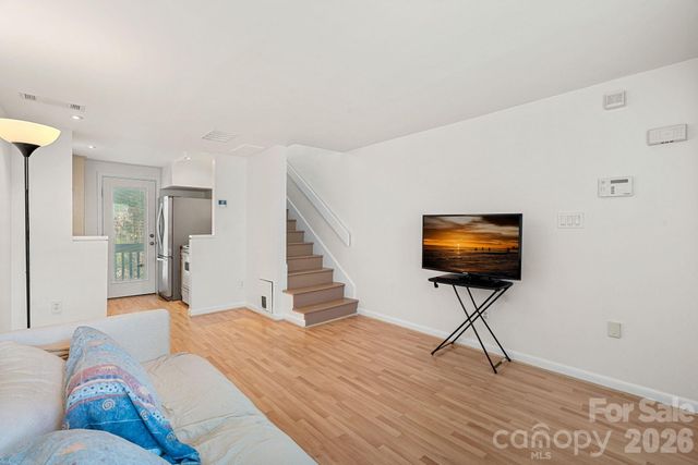 721 N Poplar Street 16, Charlotte, NC 28202