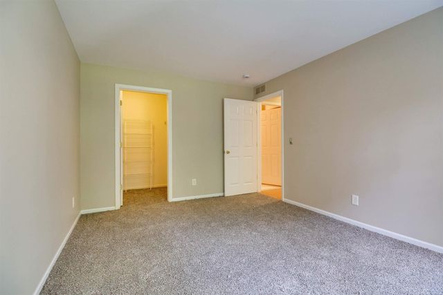 56222 Troon N Drive 202, Shelby, MI 48316
