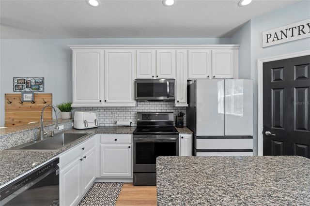 7240 102ND LANE, Seminole, FL 33772