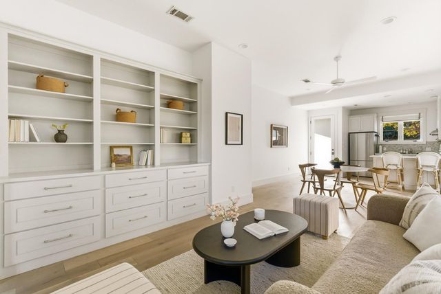 5907 Woodview Ave, Austin, TX 78757