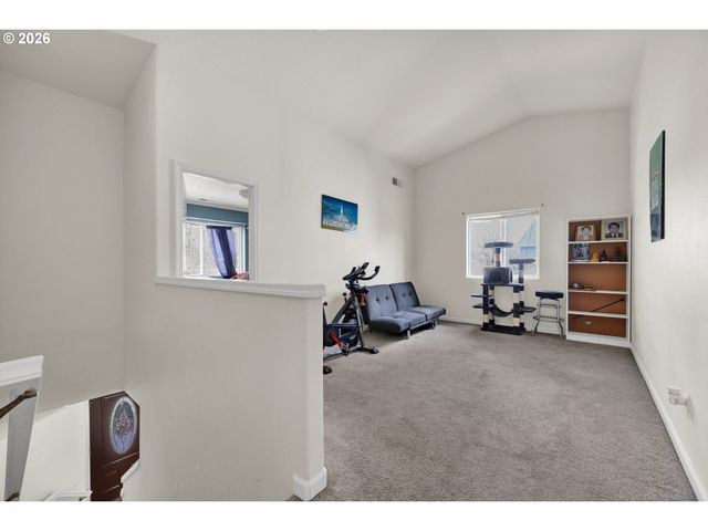 3886 AERIAL Way, Eugene, OR 97402