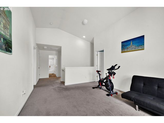 3886 AERIAL Way, Eugene, OR 97402