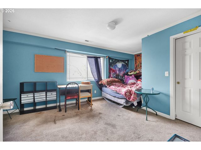 3886 AERIAL Way, Eugene, OR 97402