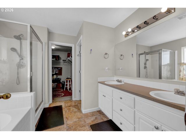 3886 AERIAL Way, Eugene, OR 97402