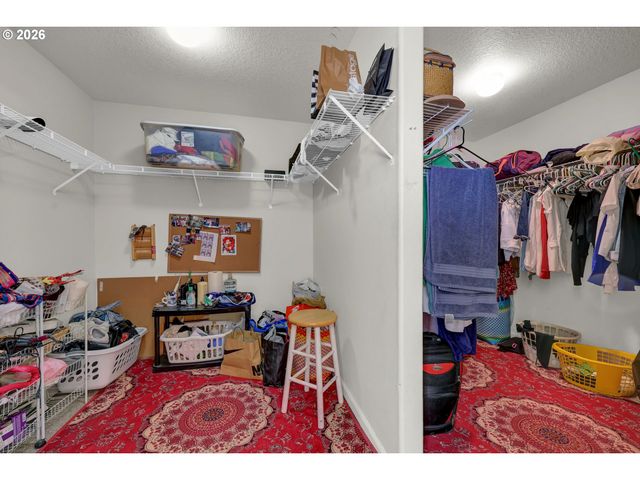 3886 AERIAL Way, Eugene, OR 97402