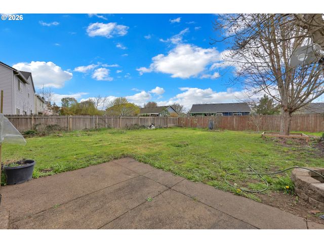 3886 AERIAL Way, Eugene, OR 97402